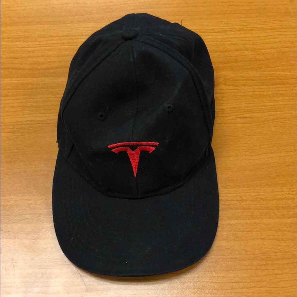 Black Tesla Hat